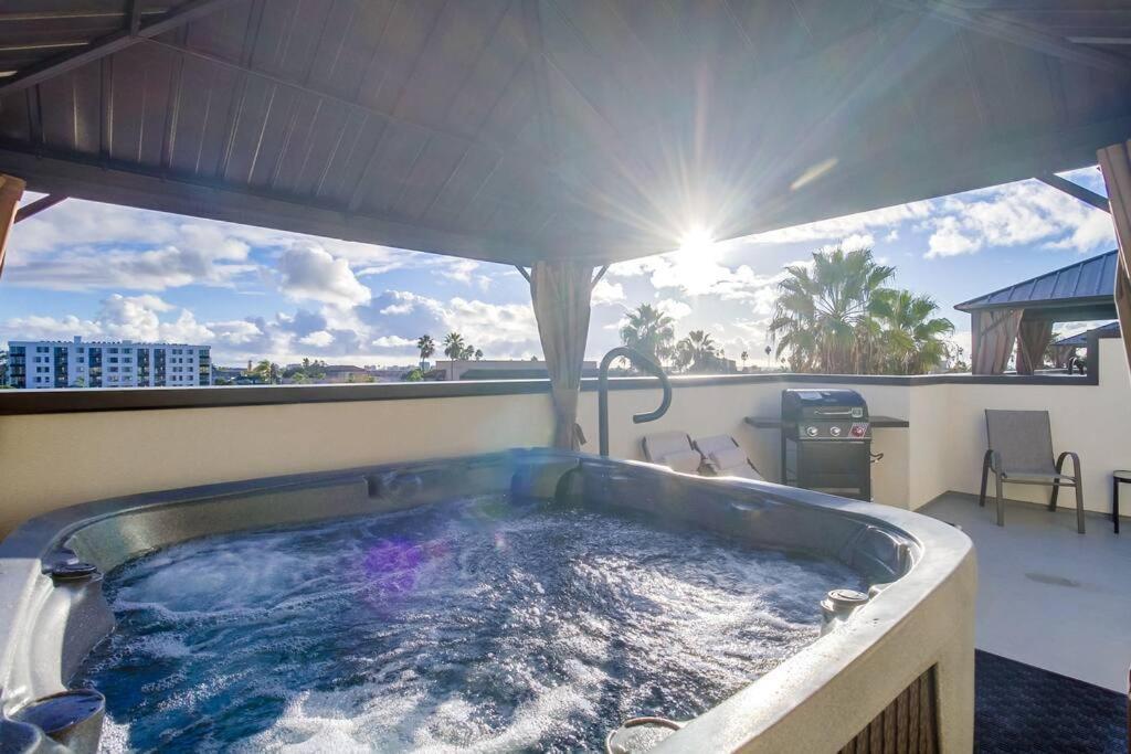 Park Blvd Paradise 303 King Bed With A Private Spa 圣地亚哥 外观 照片
