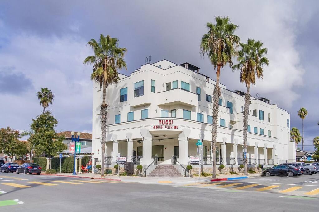 Park Blvd Paradise 303 King Bed With A Private Spa 圣地亚哥 外观 照片